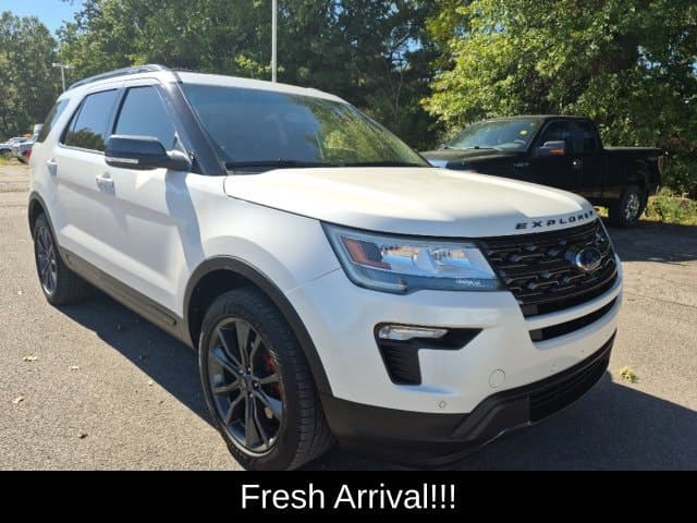 2018 Ford Explorer XLT — photo 1 of 14