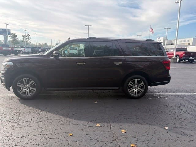 2024 Ford Expedition Max Limited — photo 1 of 17