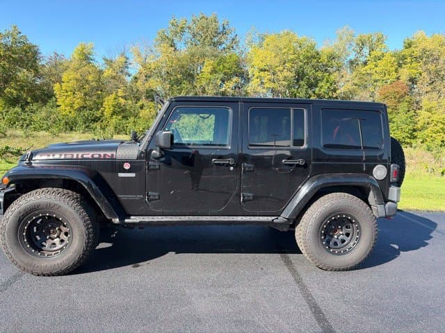 2017 Jeep Wrangler Base — photo 1 of 17