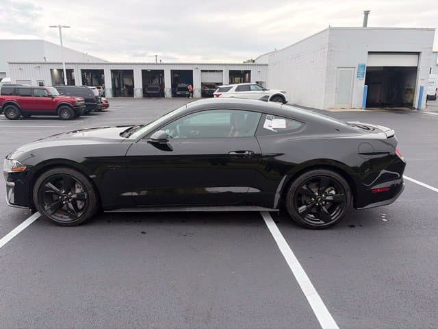 2021 Ford Mustang GT Premium — photo 1 of 18