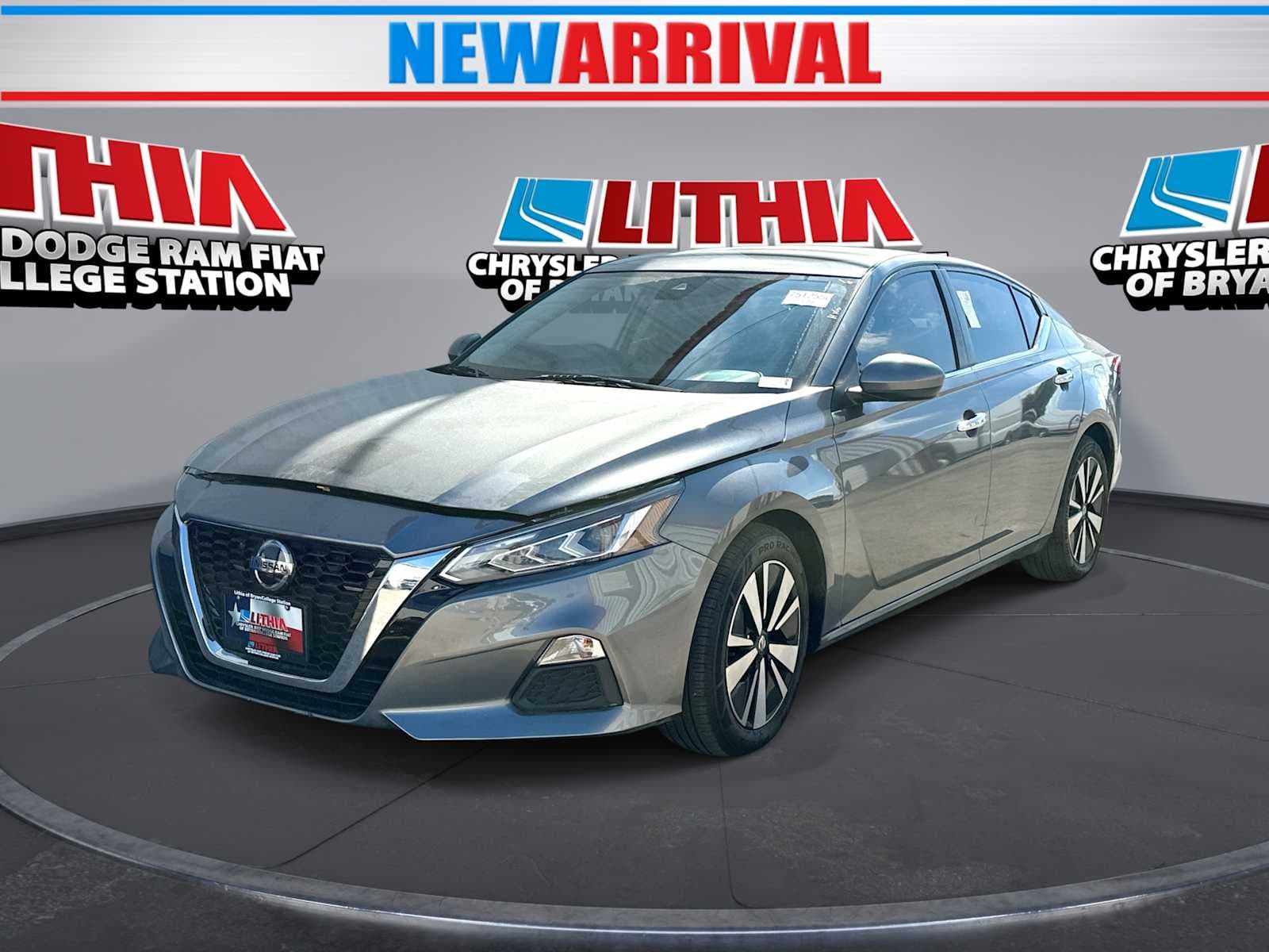 2022 Nissan Altima 2.5 SV — photo 1 of 5
