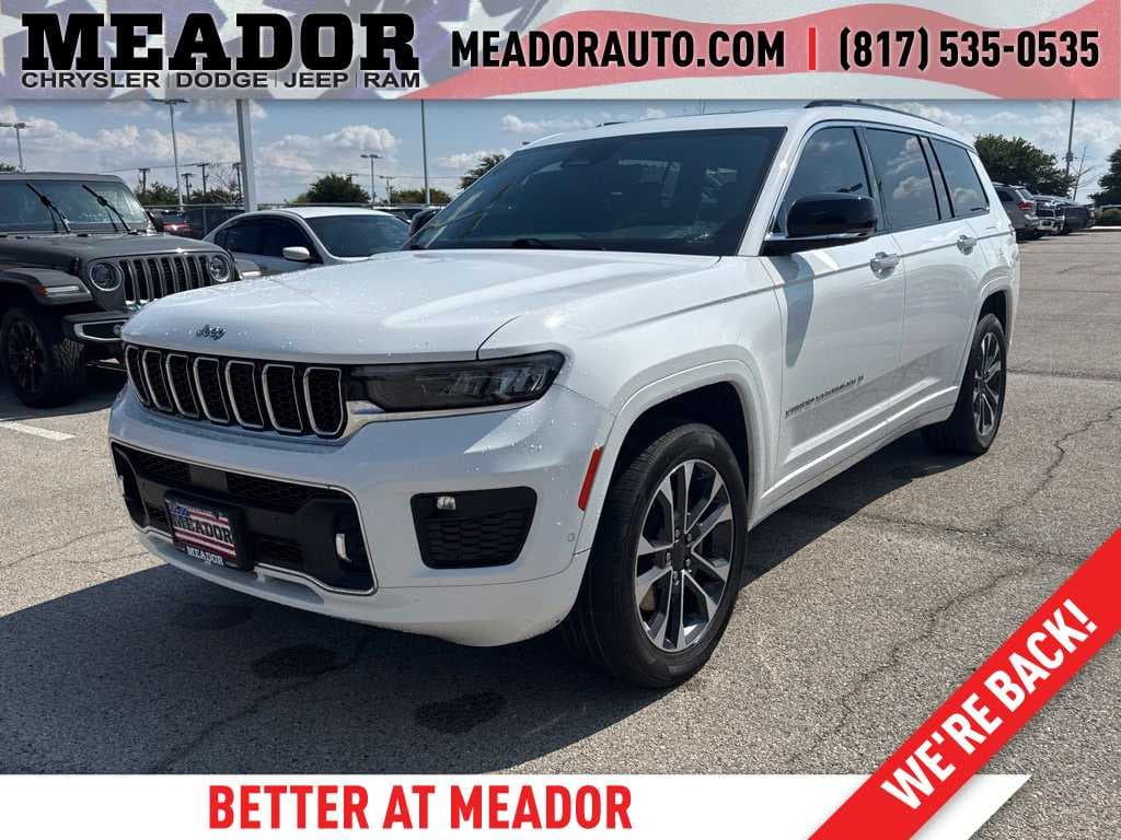 2022 Jeep Grand Cherokee Overland — photo 1 of 25