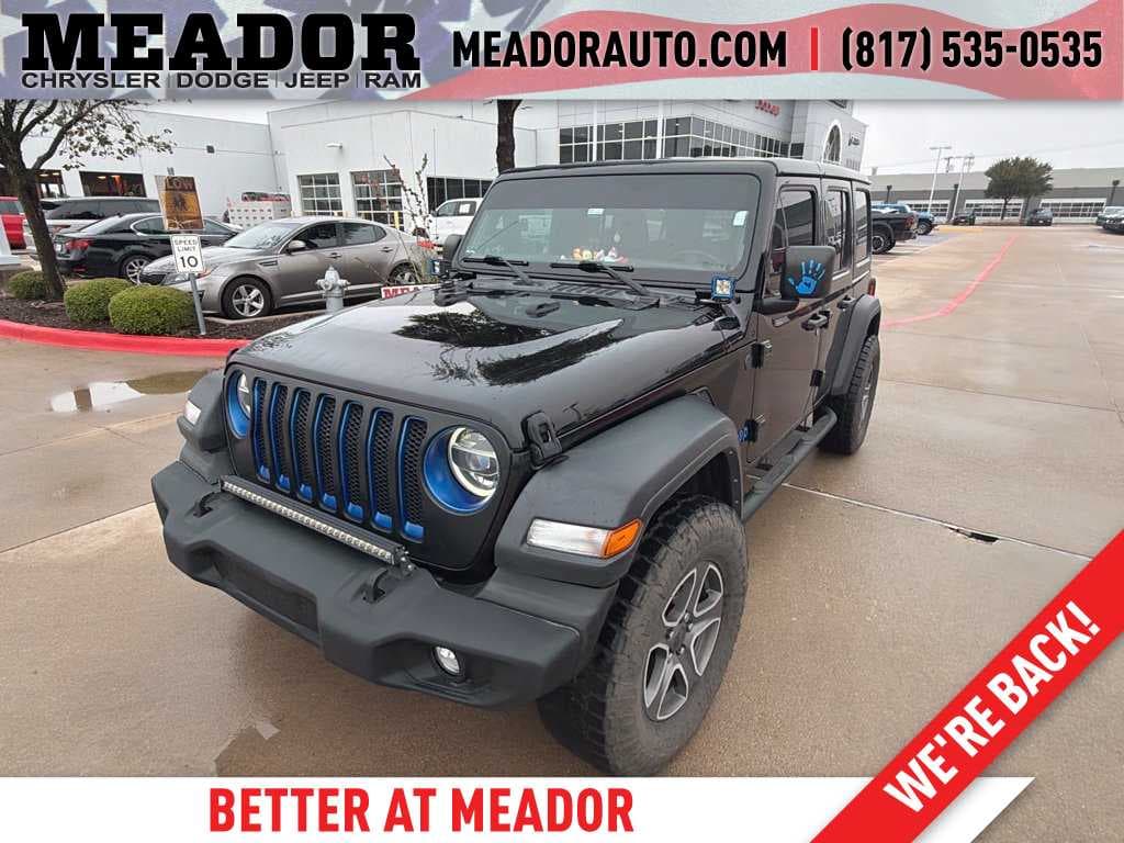 2022 Jeep Wrangler Unlimited Sport — photo 1 of 8