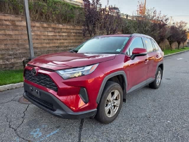 2023 Toyota RAV4 XLE — photo 1 of 9