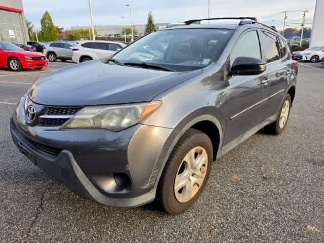 2013 Toyota RAV4 LE — photo 1 of 9