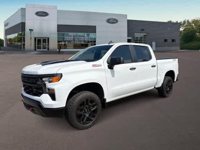 2022 Chevrolet Silverado 1500 Custom Trail Boss — photo 1 of 35