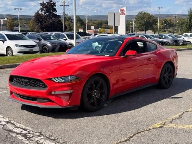 2018 Ford Mustang Base — photo 1 of 8