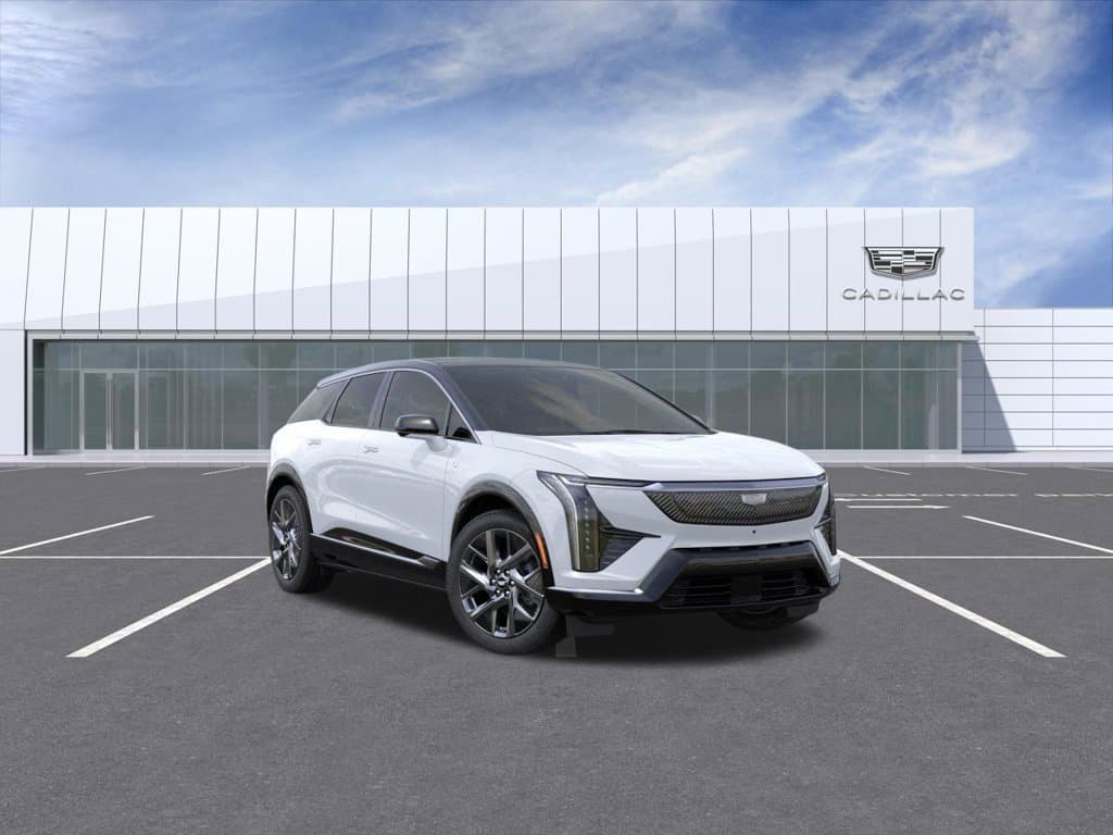 2027 Cadillac OPTIQ Luxury — photo 1 of 69