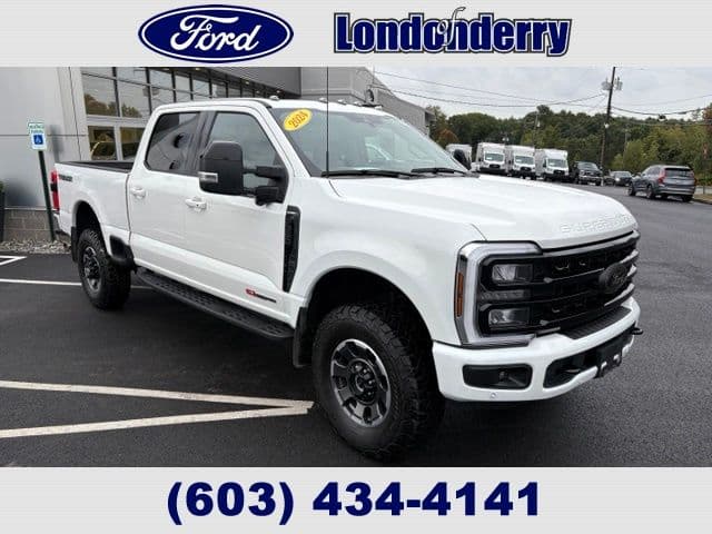 2024 Ford Super Duty F-350 SRW LARIAT — photo 1 of 54