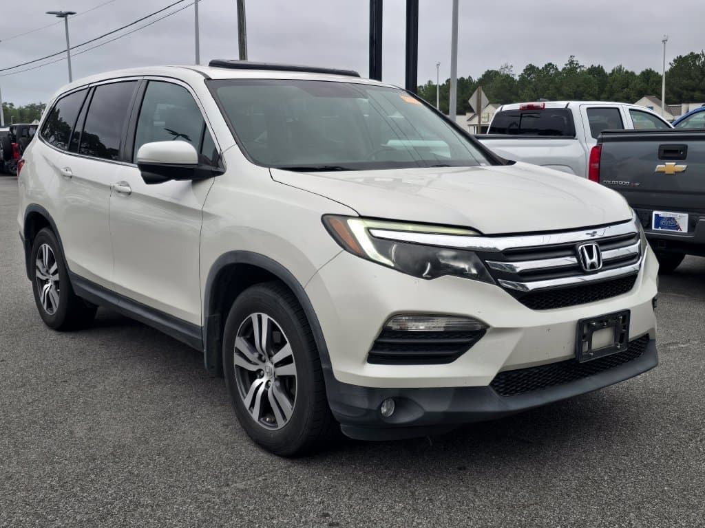 2017 Honda Pilot EX-L — photo 1 of 26