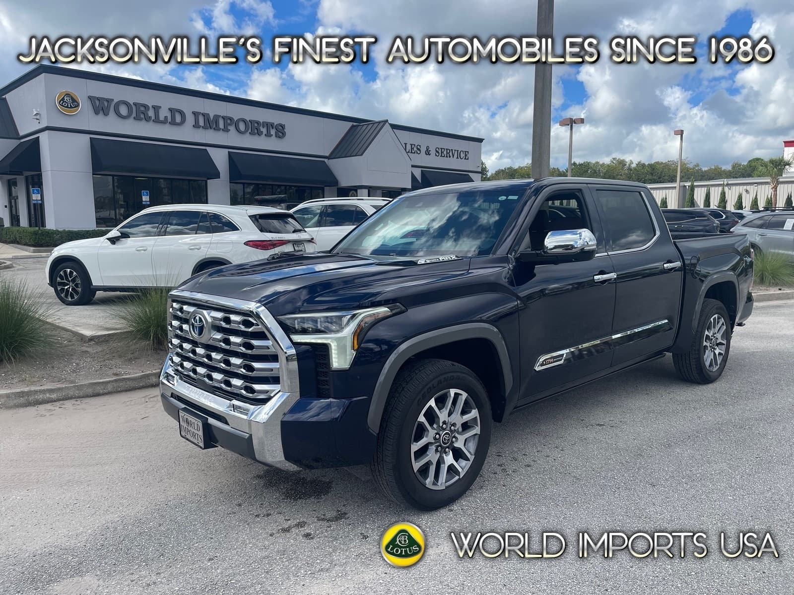 2024 Toyota Tundra 4WD Base — photo 1 of 4