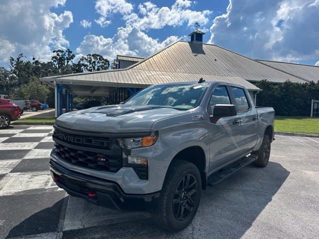 2024 Chevrolet Silverado 1500 Custom Trail Boss — photo 1 of 14