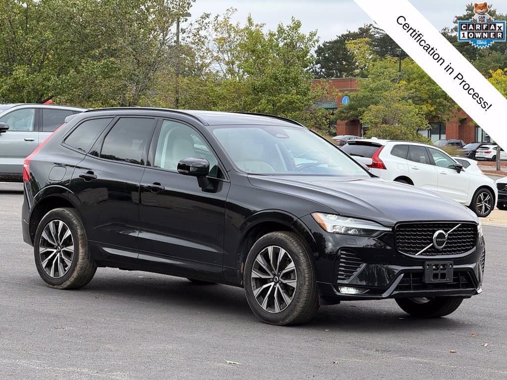2024 Volvo XC60 Base — photo 1 of 21