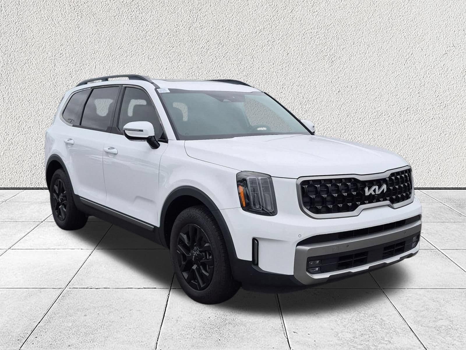 2023 Kia Telluride Base — photo 1 of 10