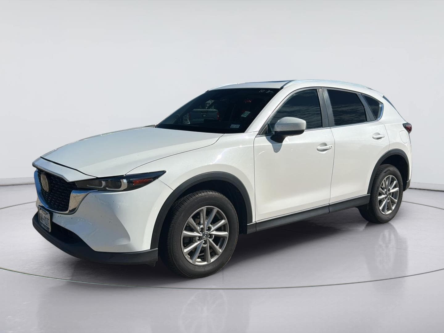 2022 Mazda CX-5 2.5 S Preferred Package — photo 1 of 10