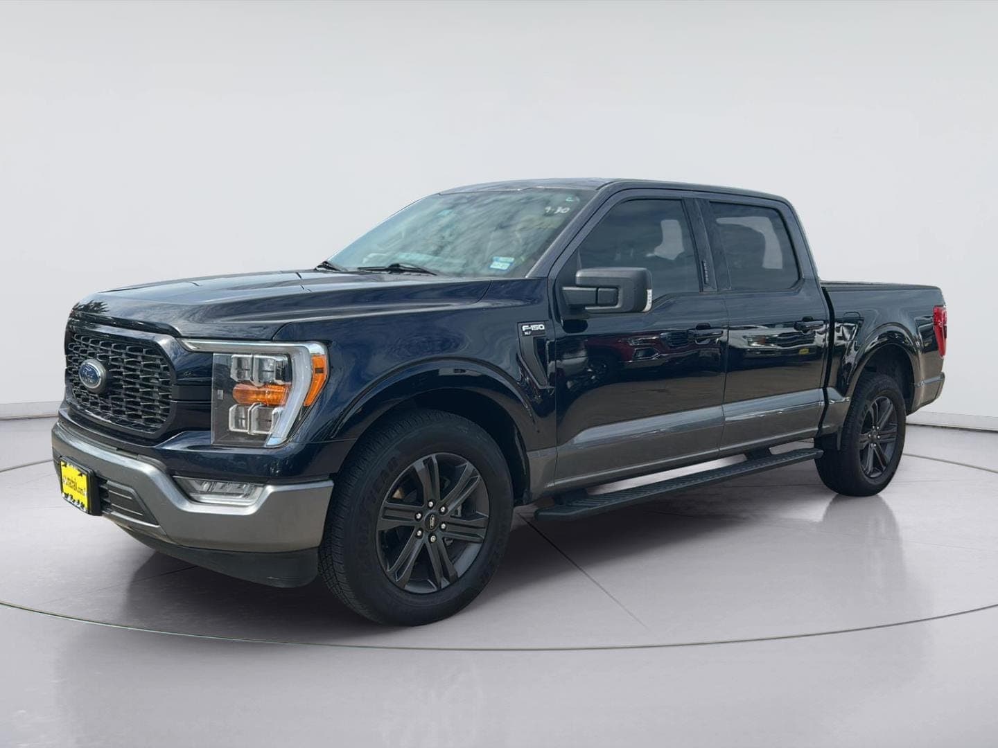 2023 Ford F-150 XLT — photo 1 of 11