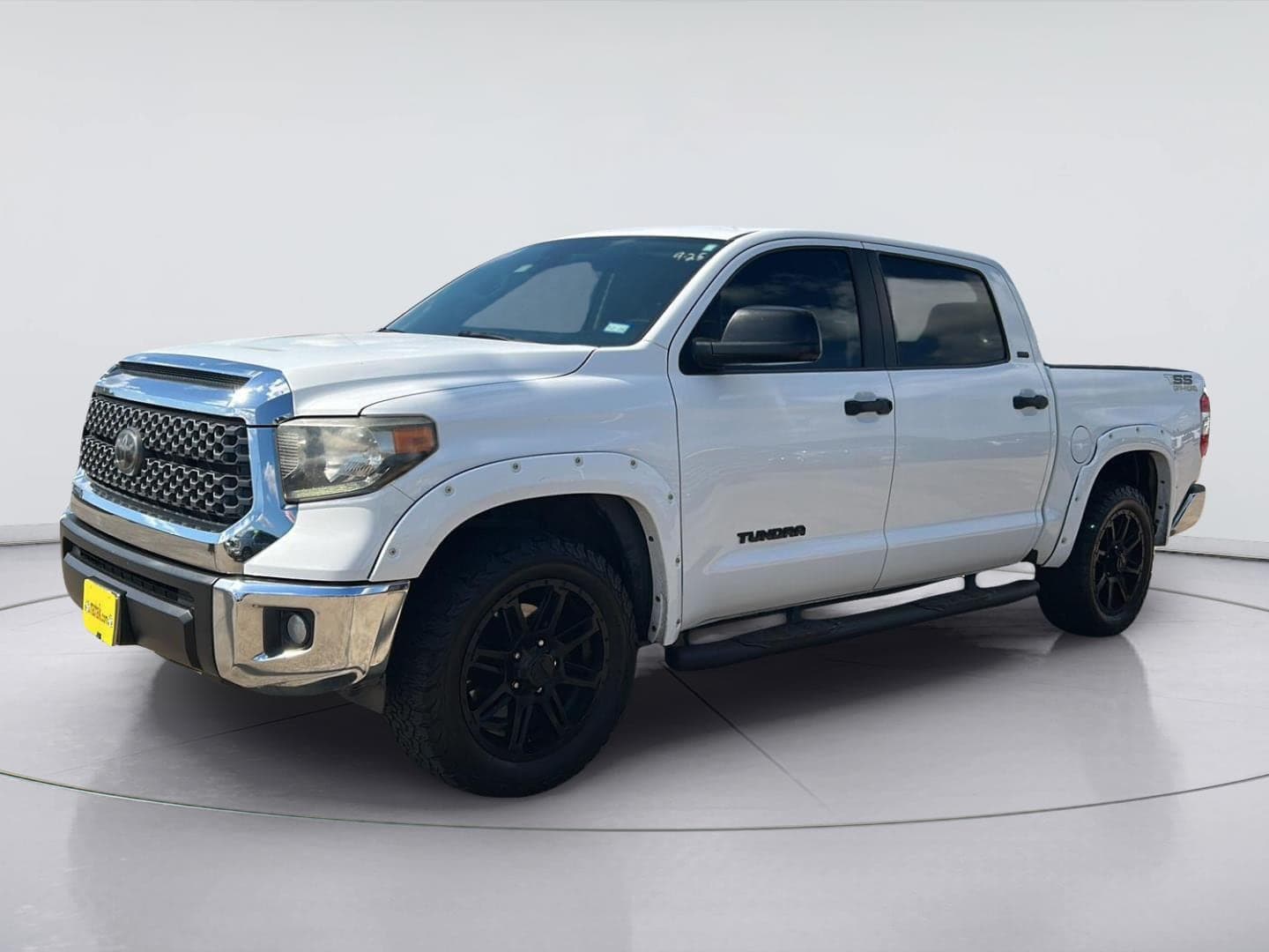 2018 Toyota Tundra 2WD SR5 — photo 1 of 11