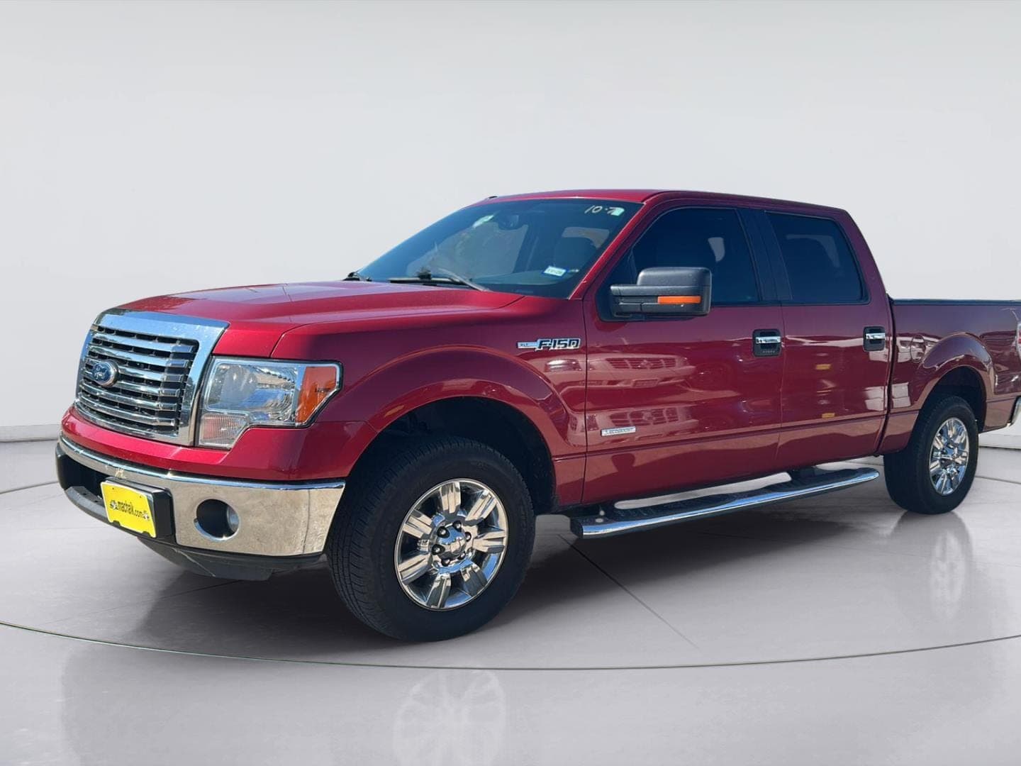 2011 Ford F-150 XLT — photo 1 of 9