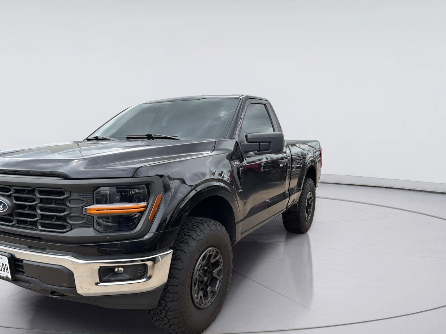 2025 Ford F-150 XL — photo 1 of 8