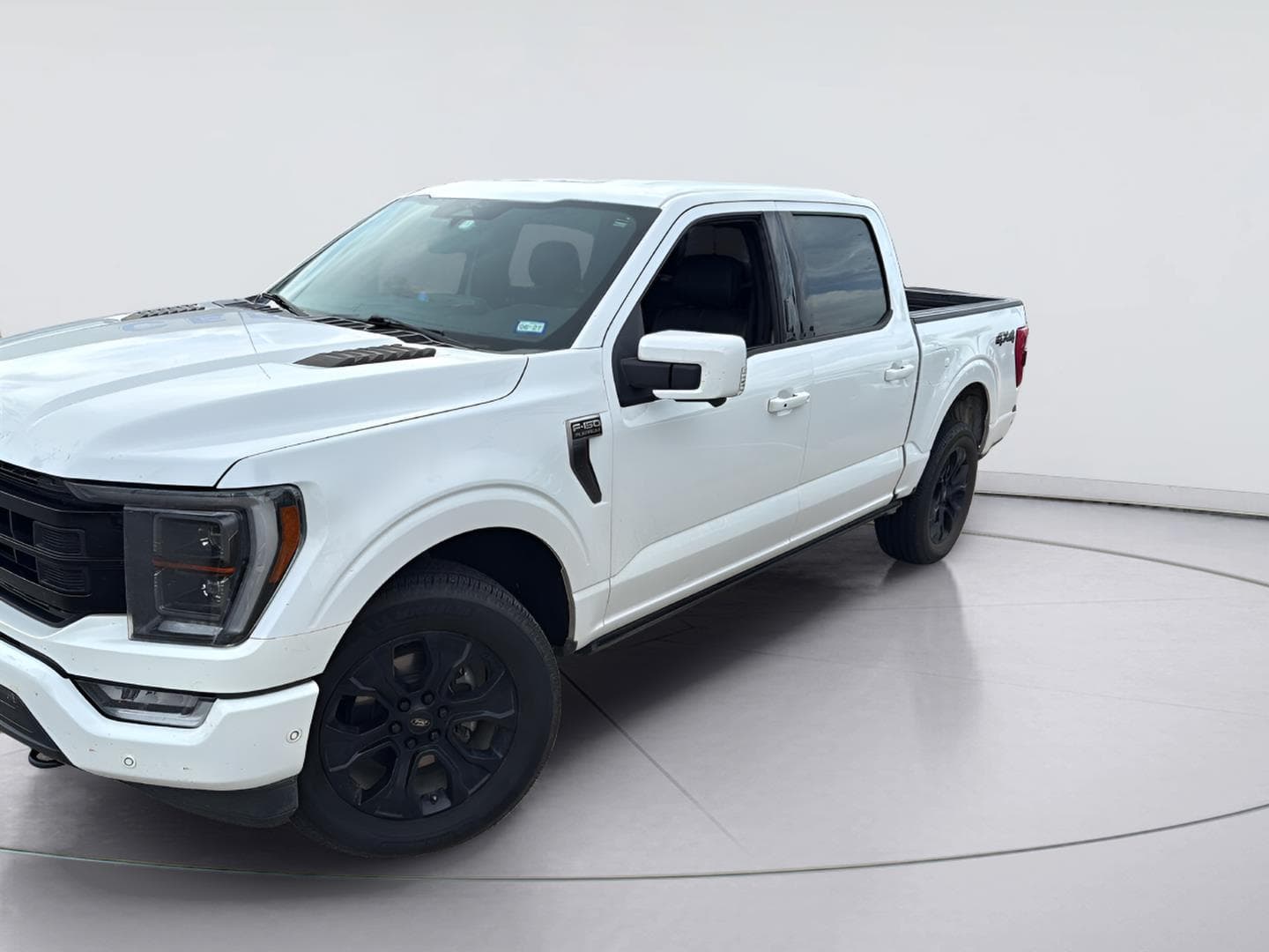 2022 Ford F-150 Platinum — photo 1 of 6