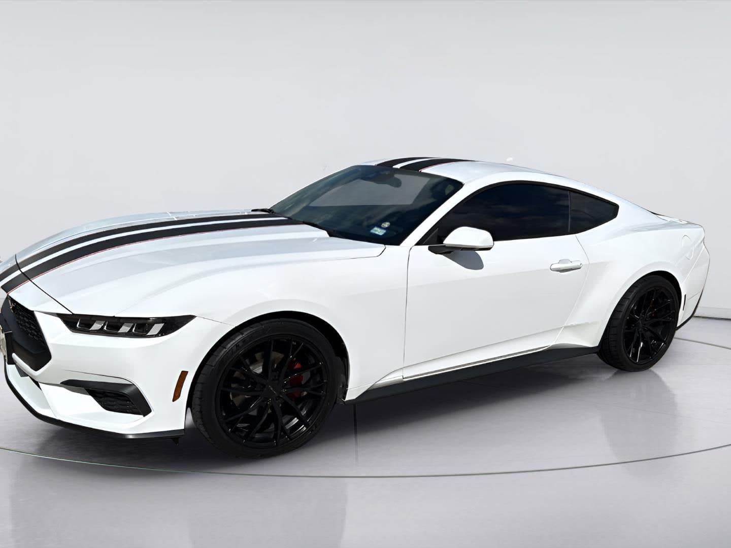 2024 Ford Mustang EcoBoost — photo 1 of 7