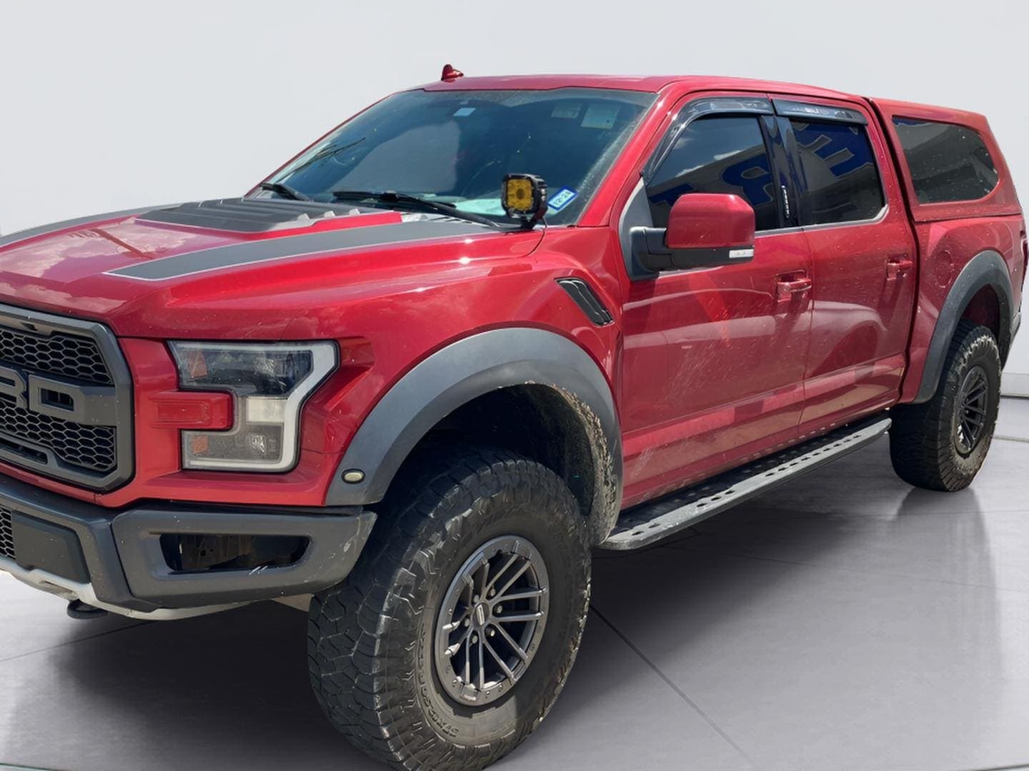 2020 Ford F-150 Raptor — photo 1 of 7