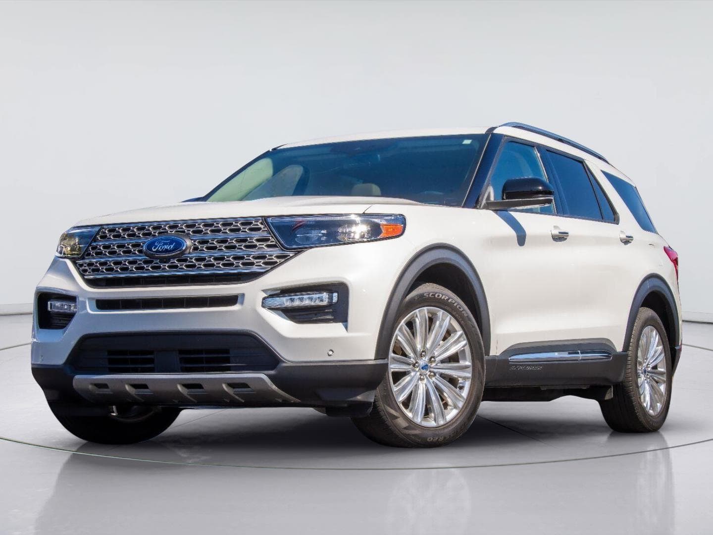 2023 Ford Explorer Limited — photo 1 of 20