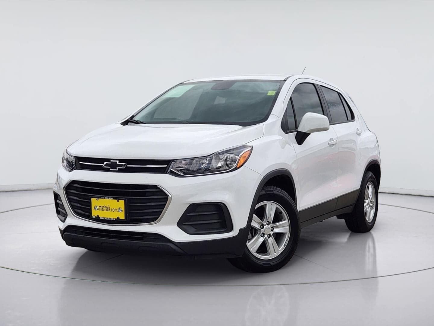 2020 Chevrolet Trax LS — photo 1 of 32