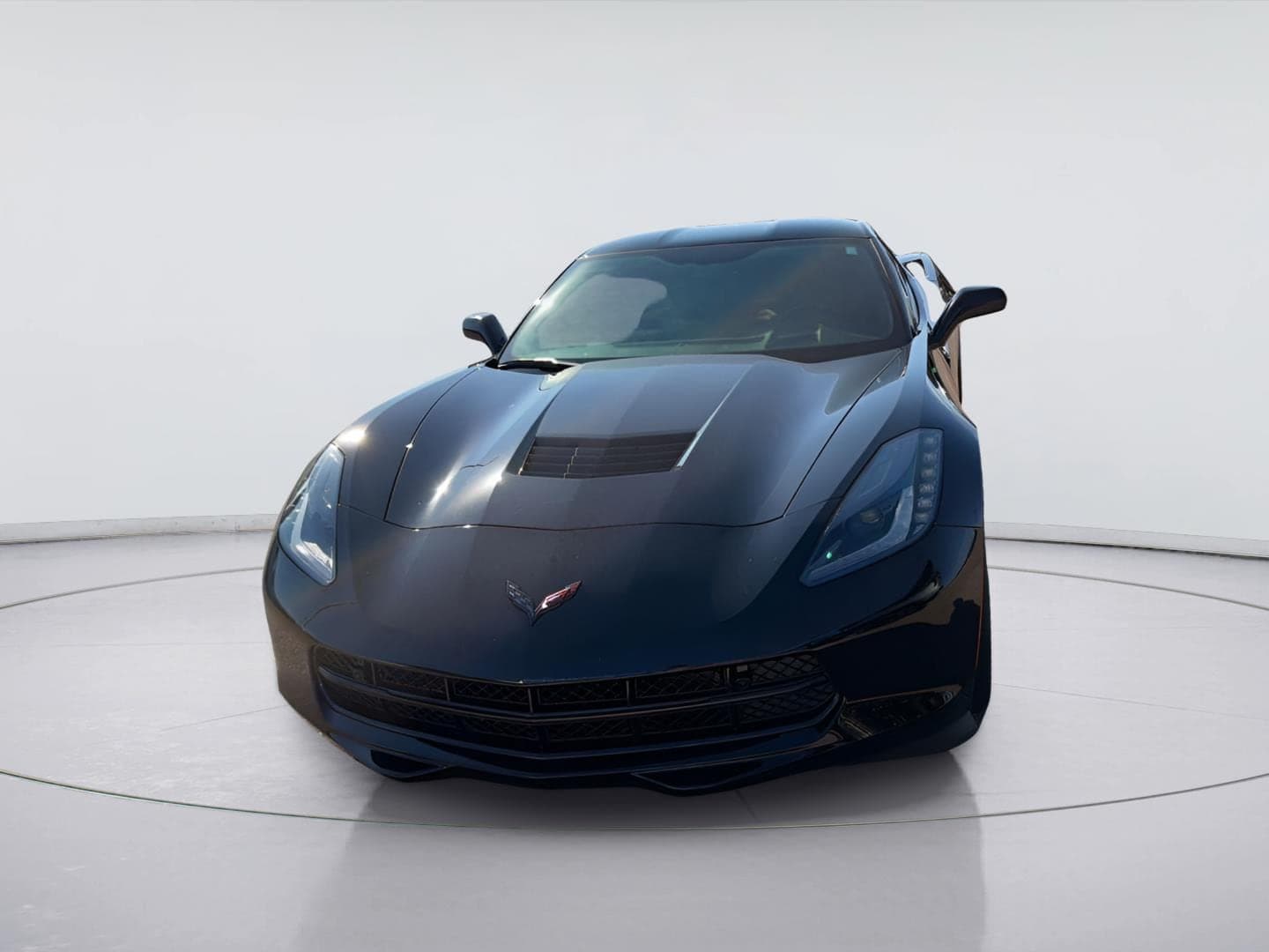 2019 Chevrolet Corvette 2LT — photo 1 of 8