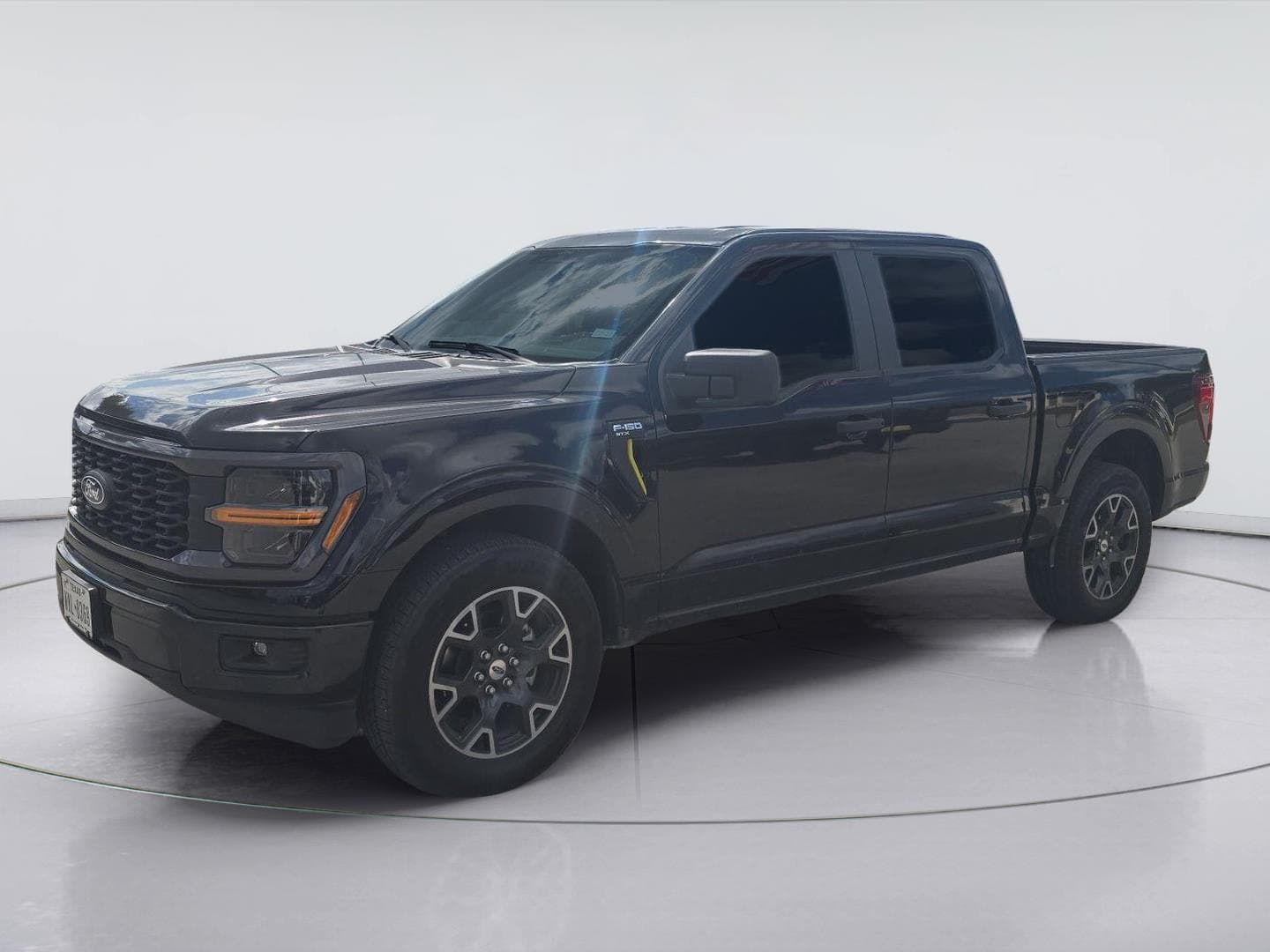 2025 Ford F-150 STX — photo 1 of 7