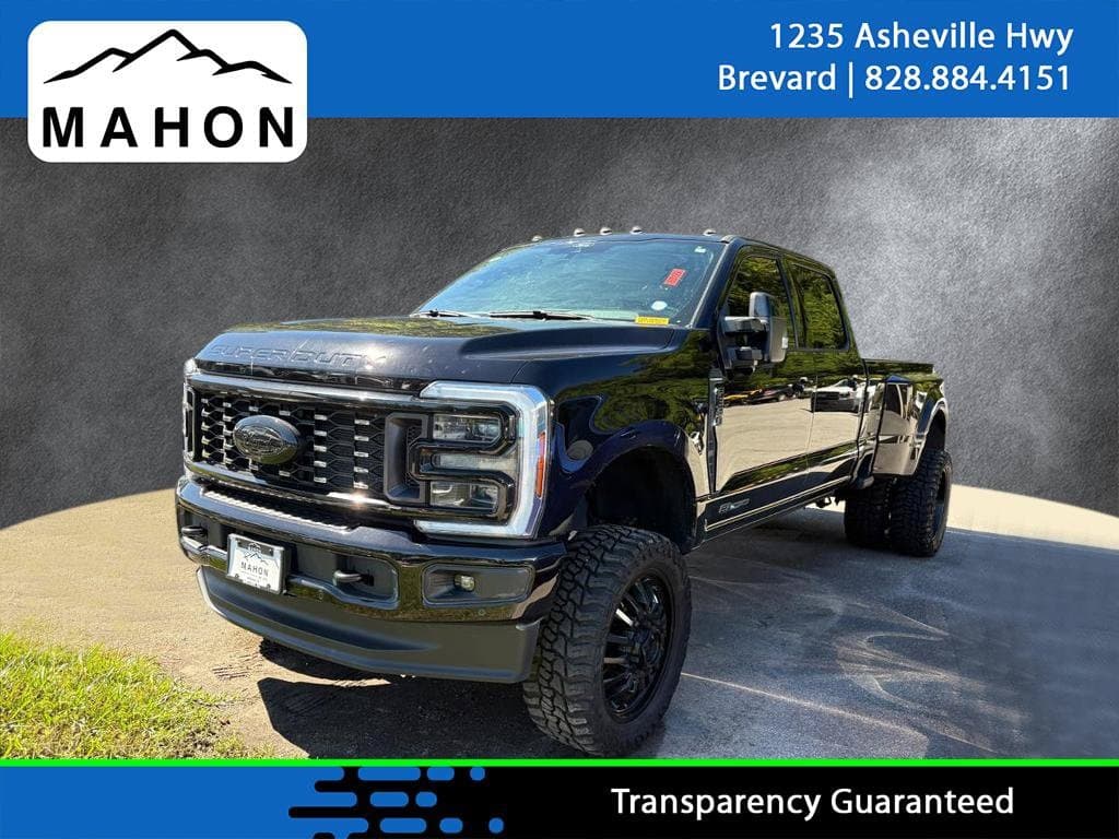 2025 Ford Super Duty F-350 DRW Platinum — photo 1 of 12