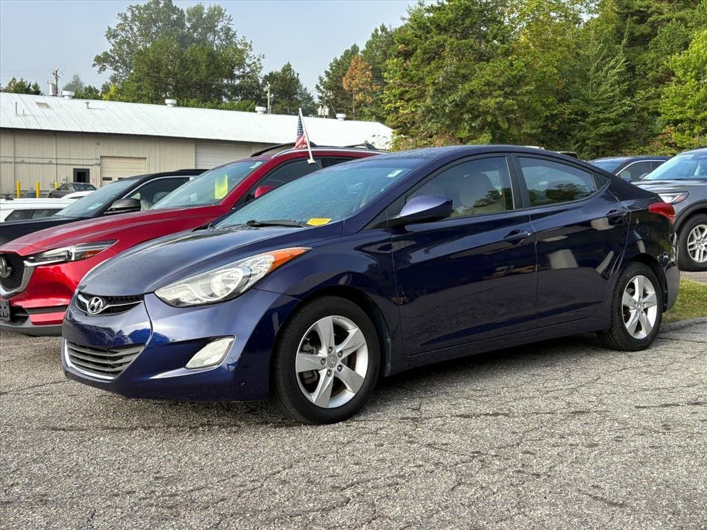 2013 Hyundai Elantra GLS — photo 1 of 12