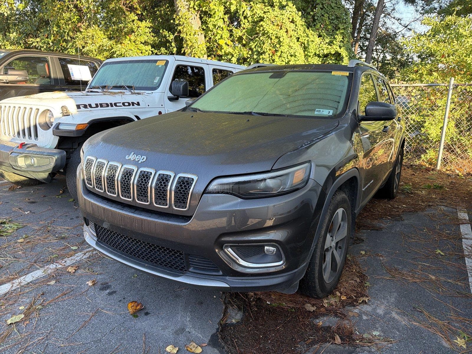 2019 Jeep Cherokee Limited — photo 1 of 10