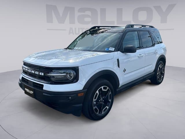 2024 Ford Bronco Sport Outer Banks — photo 1 of 25