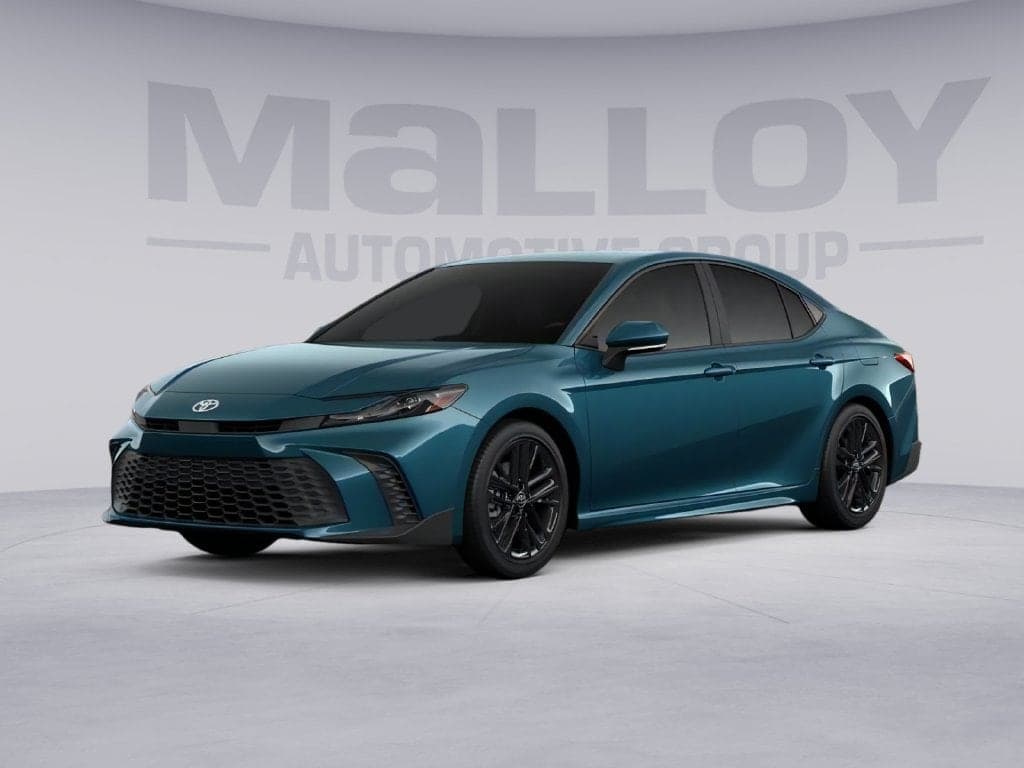 2026 Toyota Camry SE — photo 1 of 44