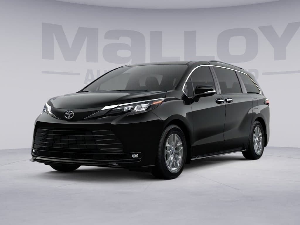 2026 Toyota Sienna XLE — photo 1 of 44