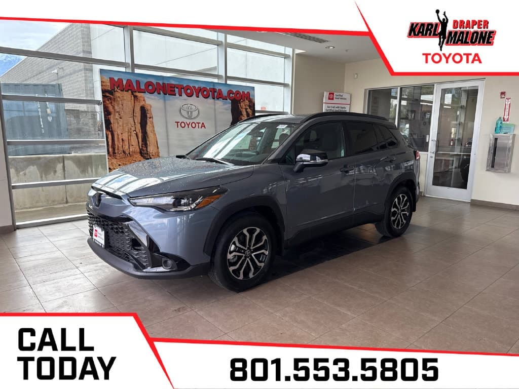 2025 Toyota Corolla Cross Hybrid SE — photo 1 of 25