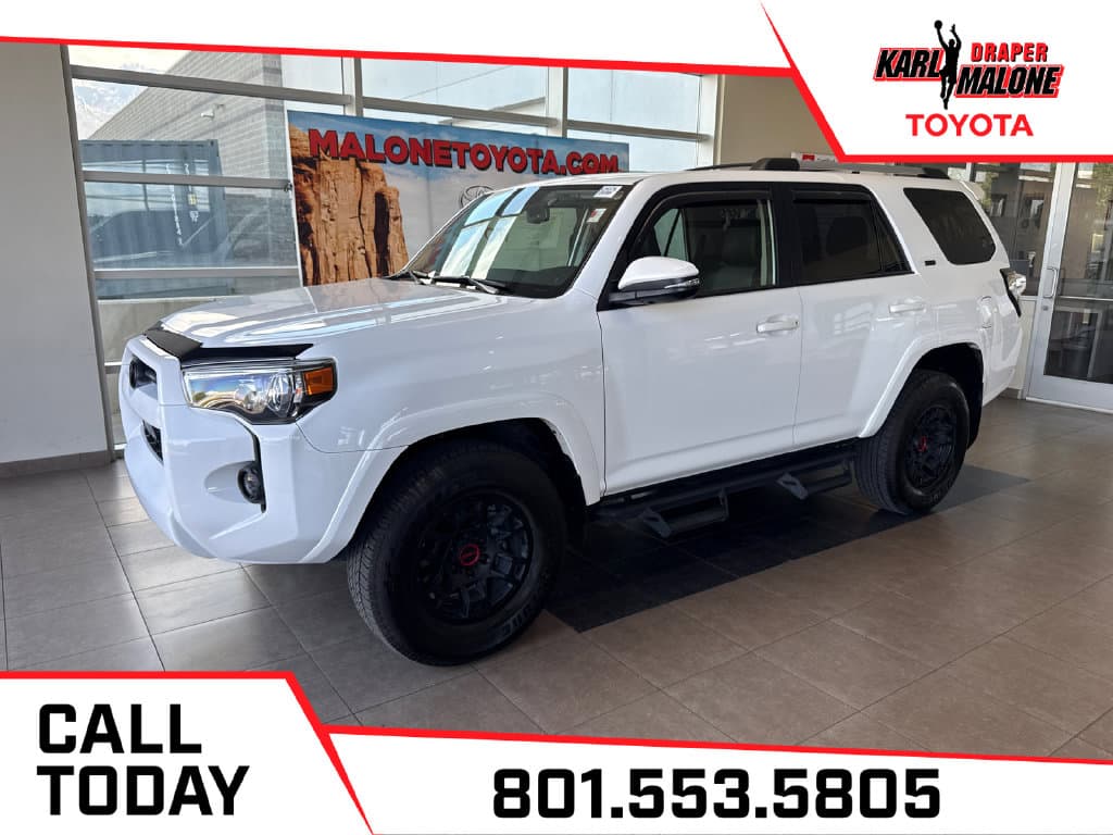 2024 Toyota 4Runner SR5 Premium — photo 1 of 26