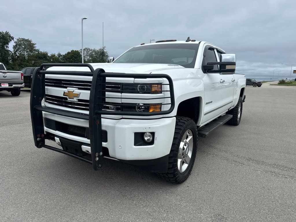 2016 Chevrolet Silverado 2500HD LTZ — photo 1 of 18