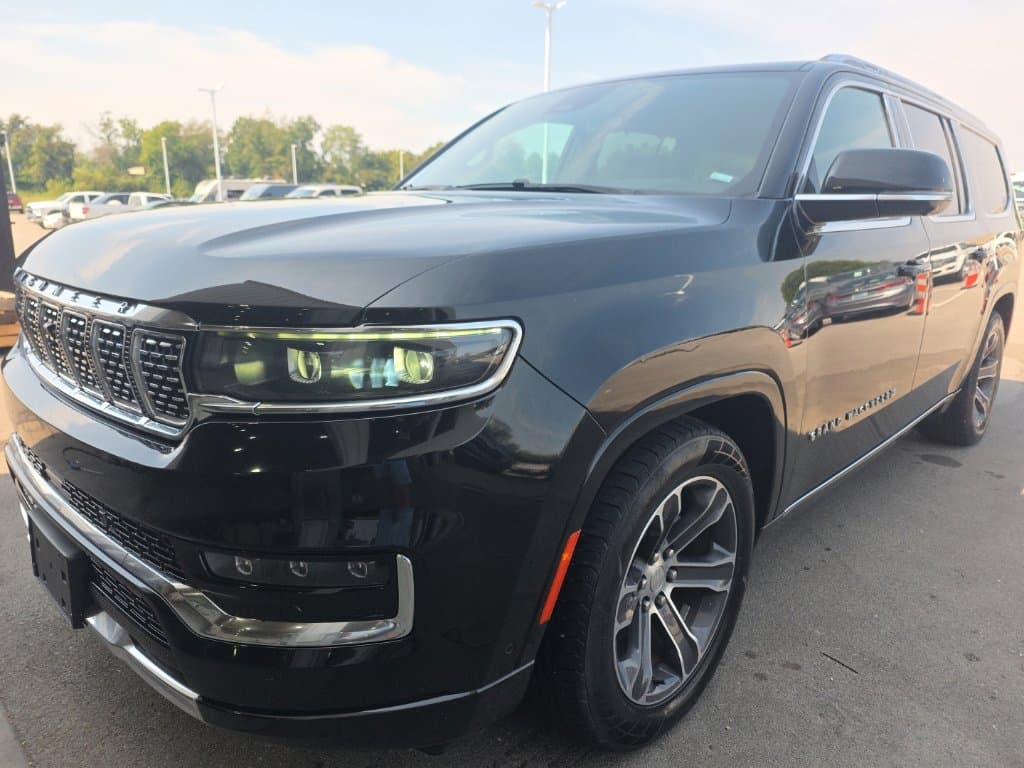 2024 Jeep Grand Wagoneer L Base — photo 1 of 22