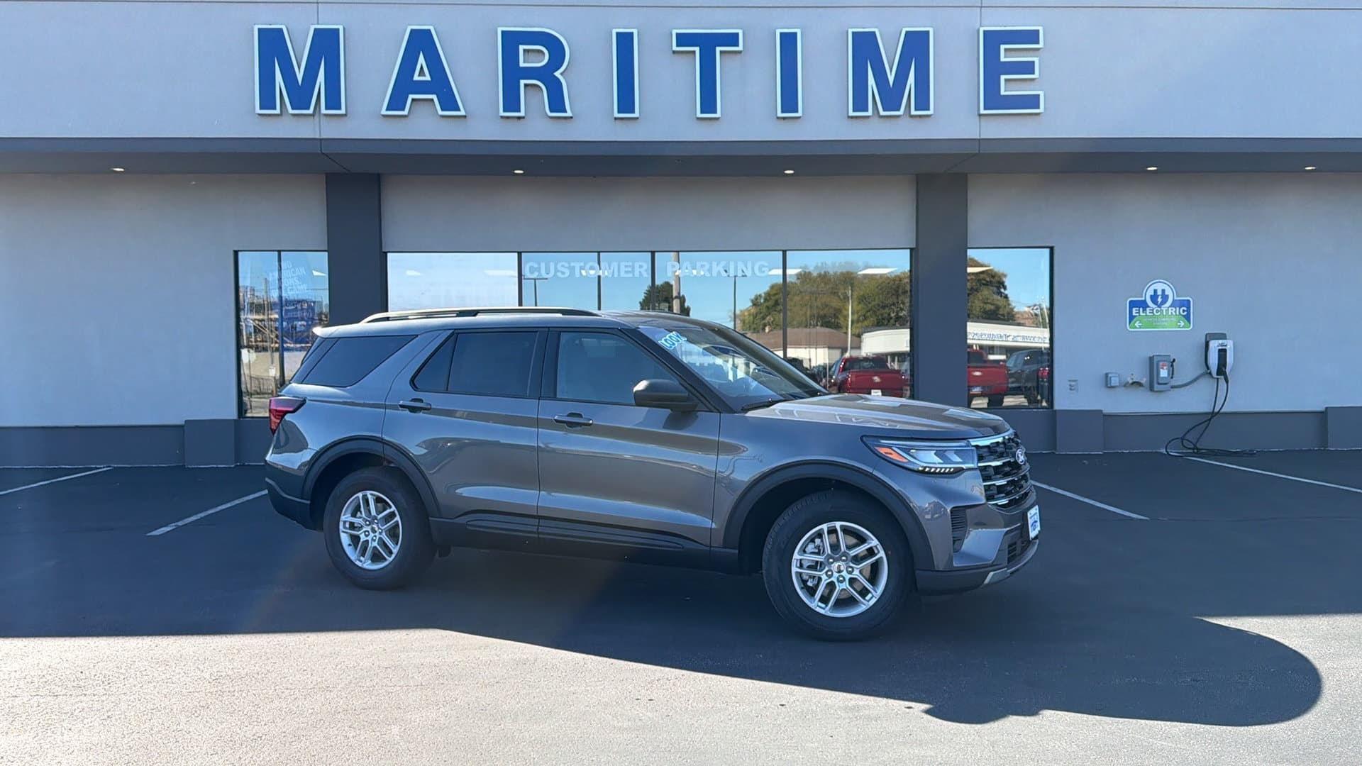 2027 Ford Explorer Active w/100A Pkg — photo 1 of 49
