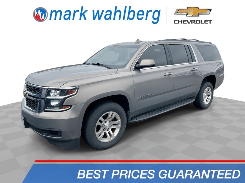 2018 Chevrolet Suburban LT — photo 1 of 14