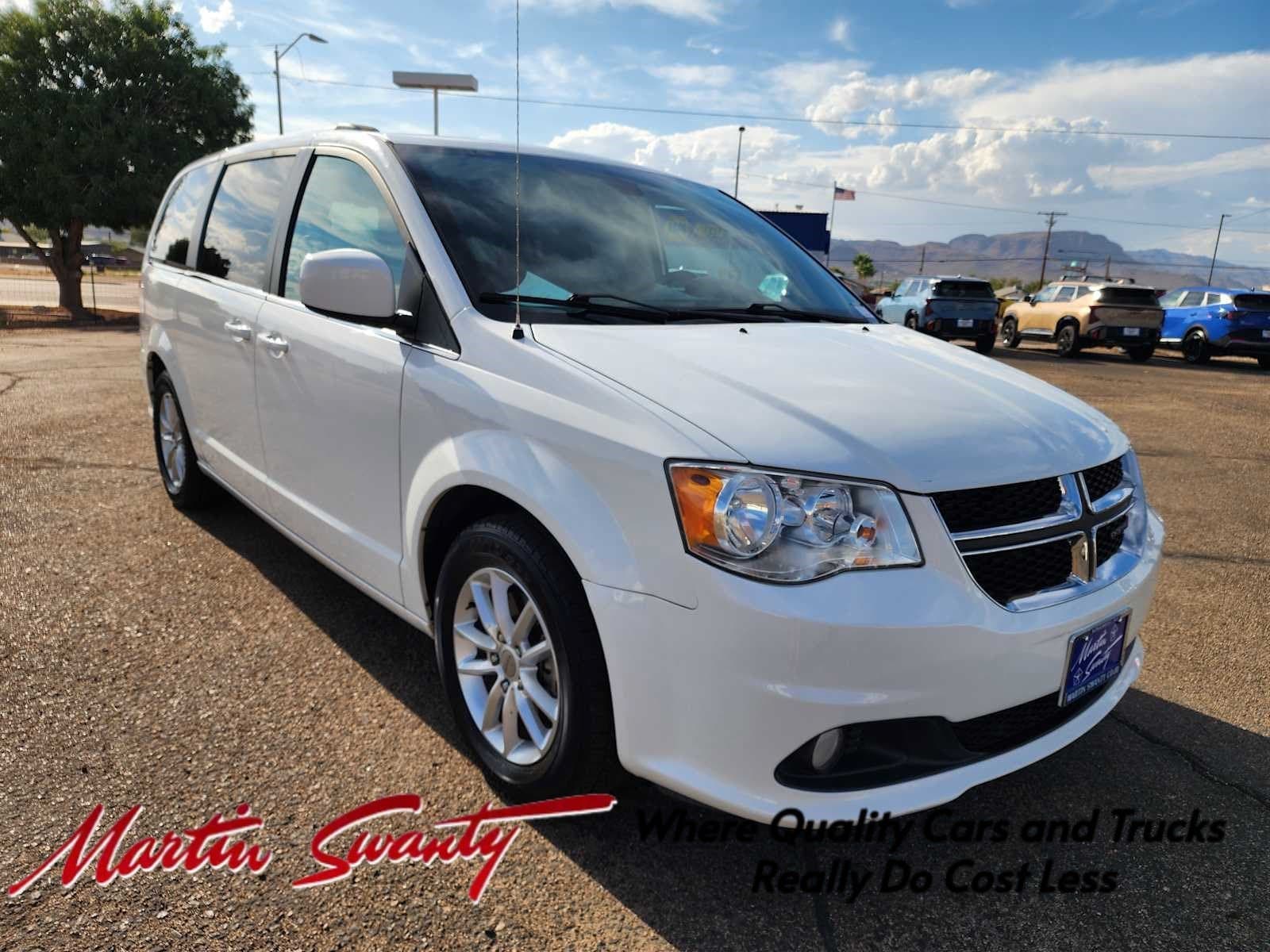 2020 Dodge Grand Caravan SXT — photo 1 of 25