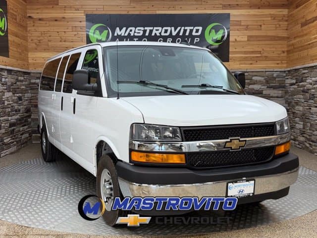 2025 Chevrolet Express Passenger Base — photo 1 of 25