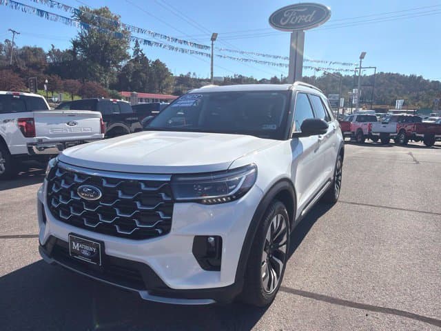 2025 Ford Explorer Platinum — photo 1 of 17