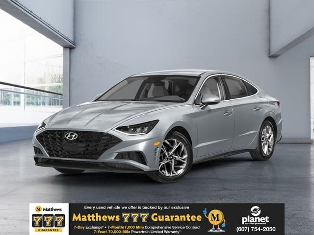 2023 Hyundai Sonata Base — photo 1 of 16