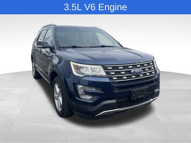 2016 Ford Explorer XLT — photo 1 of 20