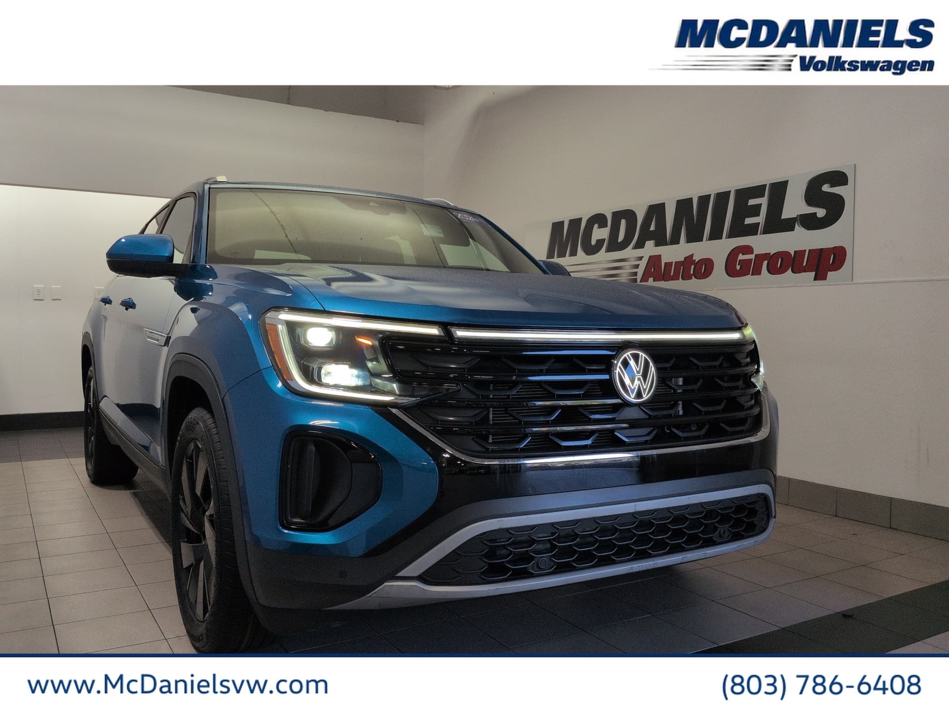 2024 Volkswagen Atlas Cross Sport 2.0T SE w/Technology — photo 1 of 40