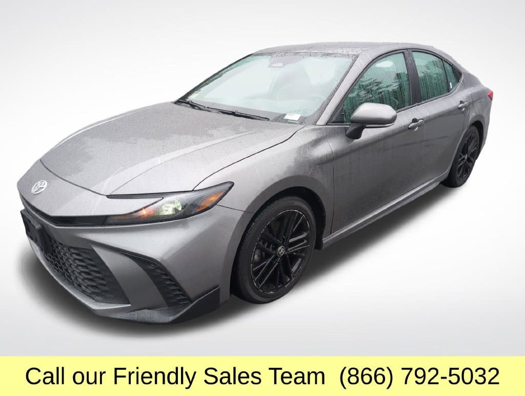2025 Toyota Camry SE — photo 1 of 25