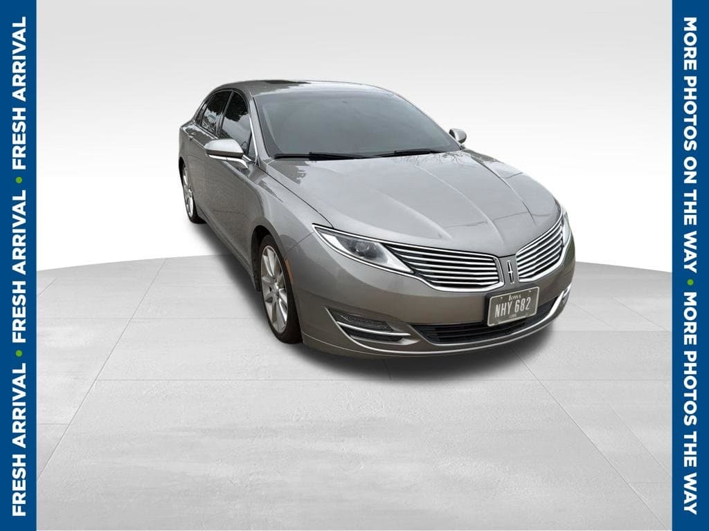 2016 Lincoln MKZ Base — photo 1 of 6